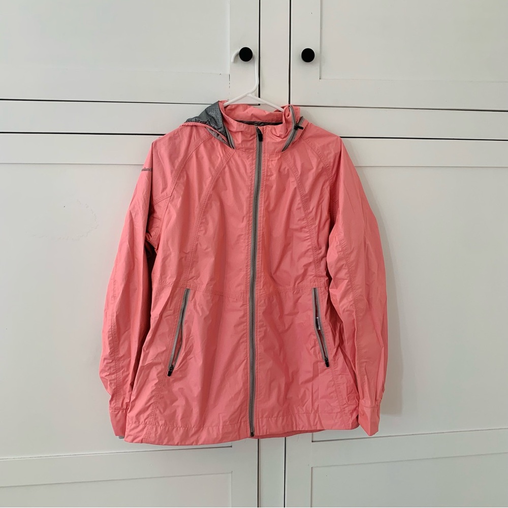 Avalanche Pink RainCoat Packable Hoodie Zip Up Jacket Size Large